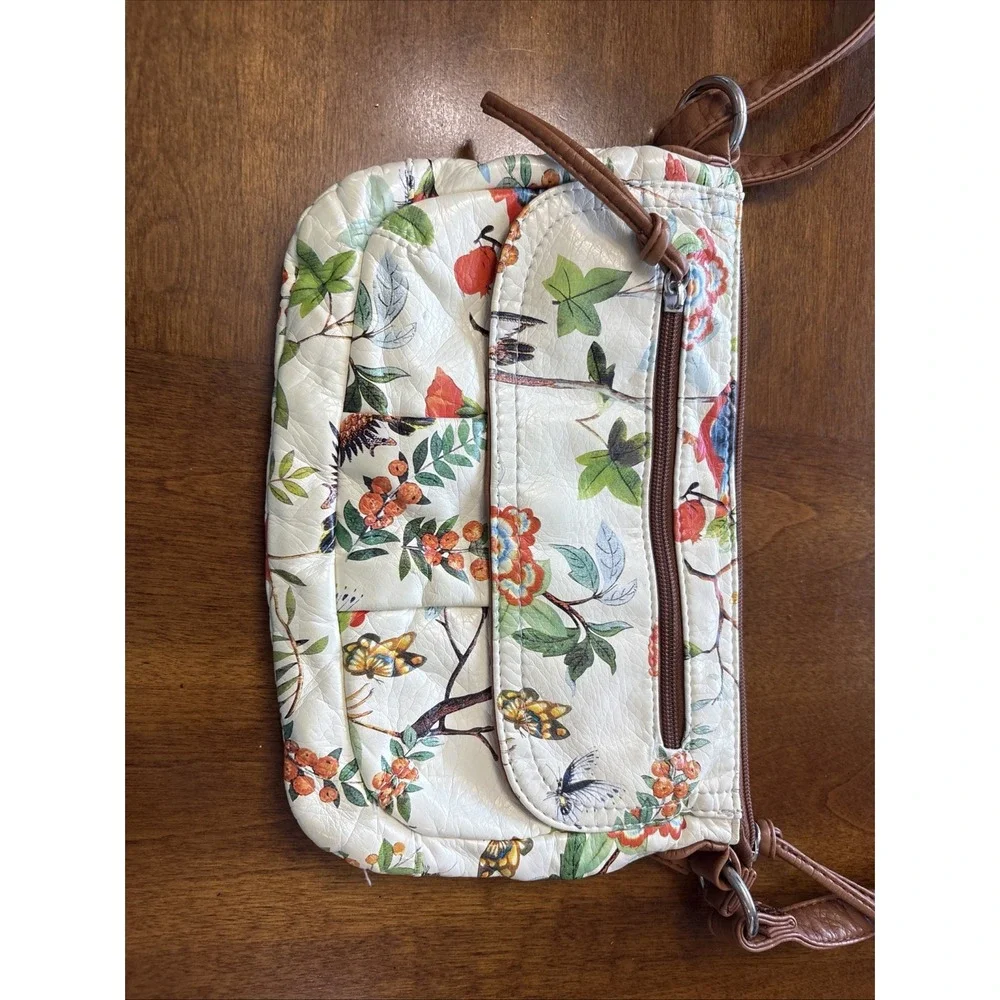 Beuno Birds And Butterfly Design Women's‎ Purse